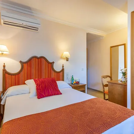 Miramar Hotel