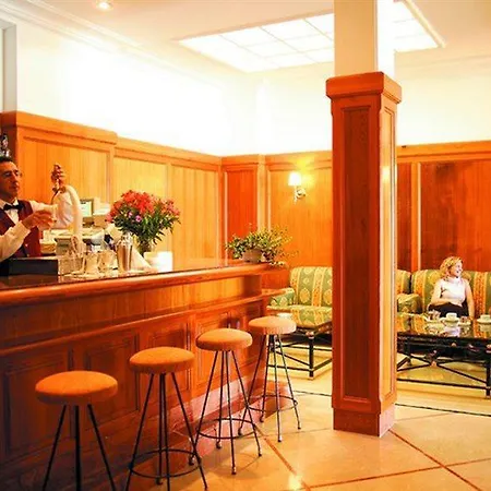 Miramar Hotel 4*
