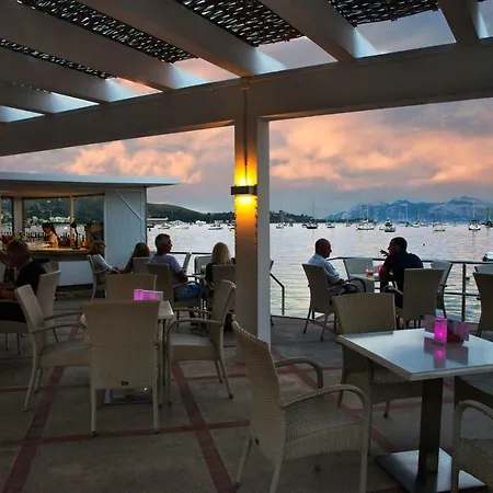 Miramar Hotel